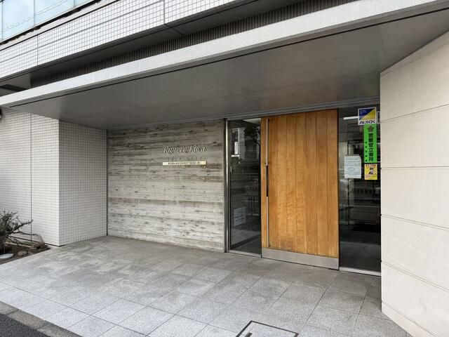 リヴェール・キワのエントランス