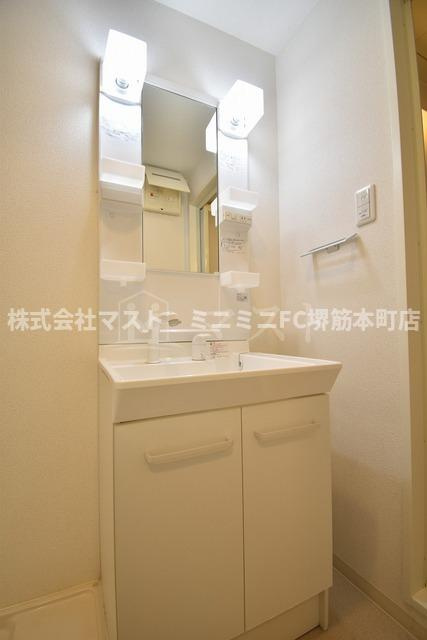 プリモパッソ谷町９丁目の洗面所