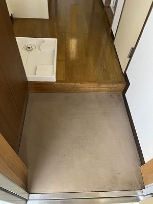 メゾン・エスポワールの玄関