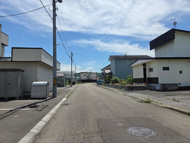 【前面道路含む現地写真】の画像