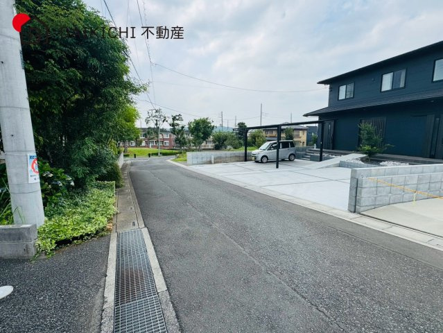 【前面道路含む現地写真】 | 坂戸市堀込　中古戸建