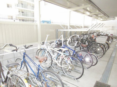 【その他共用部分】 | ブルーブラン新横浜 | 駐輪場です。