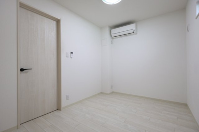 【洋室】 | クリエオーレ南新町