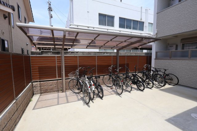 【その他共用部分】 | クリエオーレ南新町 | 駐輪場