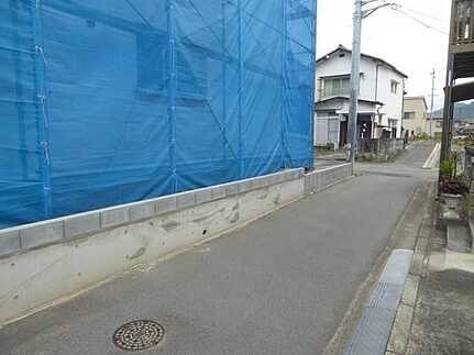 広島市安佐北区口田南２丁目の前面道路含む現地写真