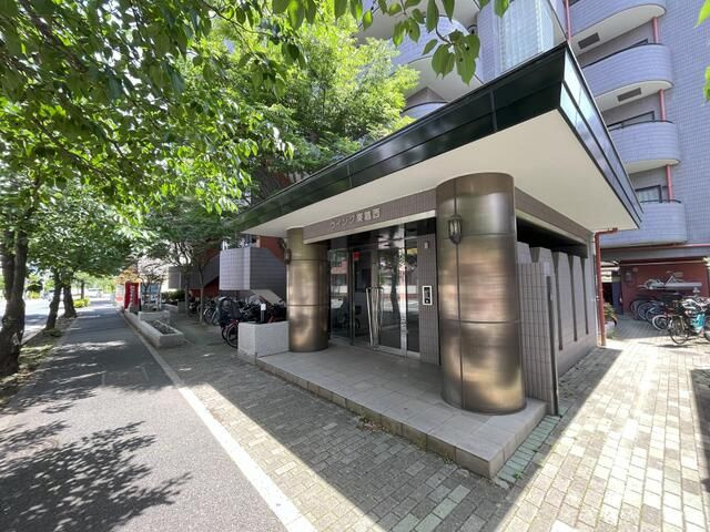 【エントランス】