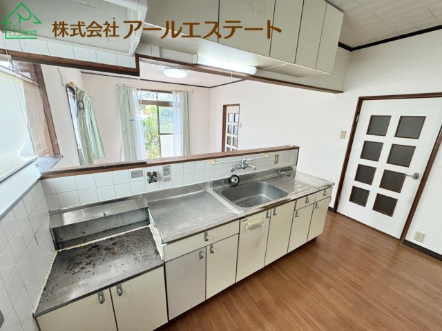 加古郡稲美町国岡2丁目　　中古戸建のキッチン