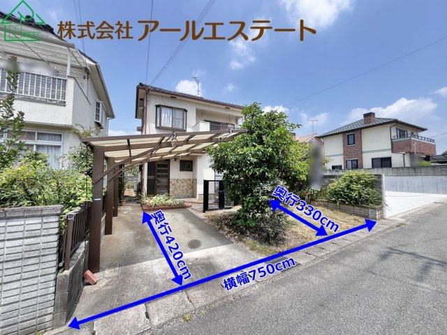 加古郡稲美町国岡2丁目　　中古戸建の駐車場