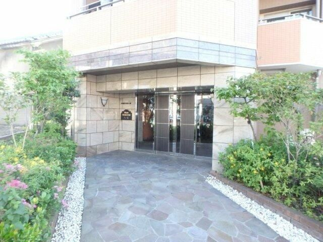 墨田区八広５丁目の賃貸マンションのエントランス