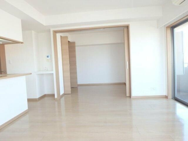 墨田区八広５丁目の賃貸マンションの居間・リビング