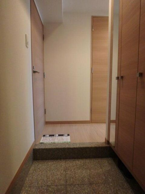 墨田区八広５丁目の賃貸マンションの玄関