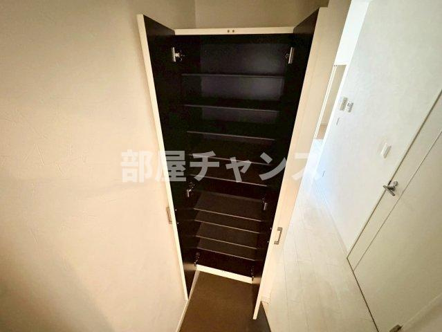ソリッド新栄の収納