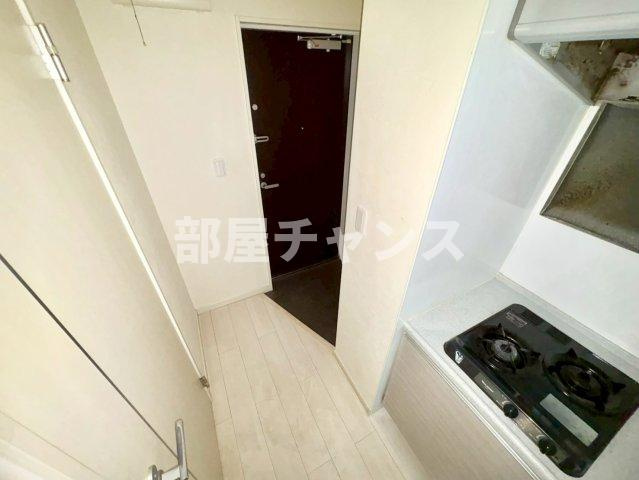 ソリッド新栄の玄関