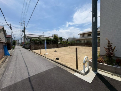 【前面道路含む現地写真】 | 中長尾町三丁　売土地 | 東雲公園：気軽な近さでお散歩コースやジョギングコースにもいいですね♪気分もリフレッシュされますよ♪