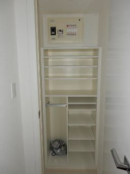 シティハウス四谷三丁目の玄関|別室参考写真