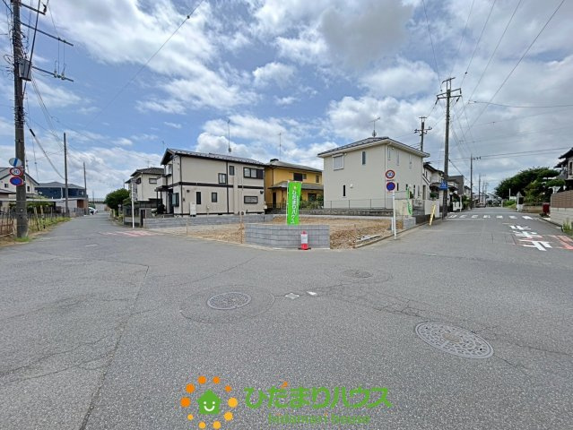 幸手市緑台１丁目１期　新築一戸建ての前面道路含む現地写真|2026/07/27　撮影