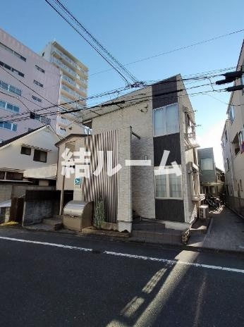 北区滝野川７丁目のアパート