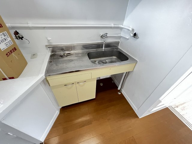 ビレッジハウス西町4号棟のキッチン