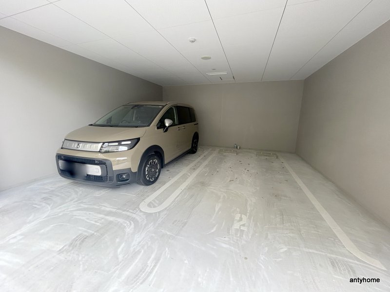 STANDZ新大阪　仲介手数料無料の駐車場