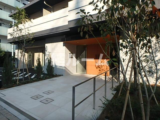 北区王子２丁目の賃貸マンションのエントランス
