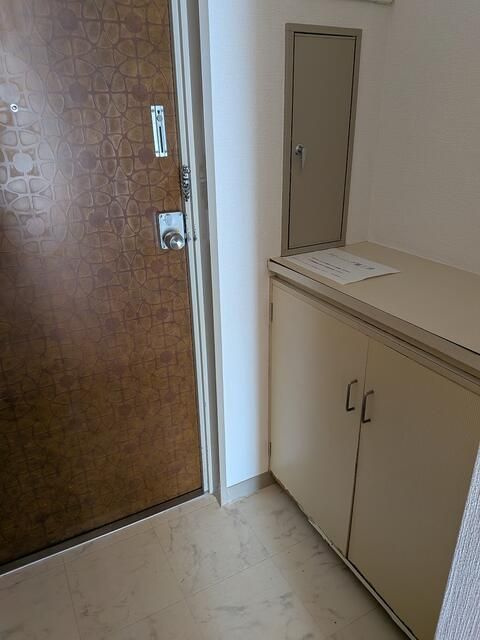 後楽園ビューハイツの玄関