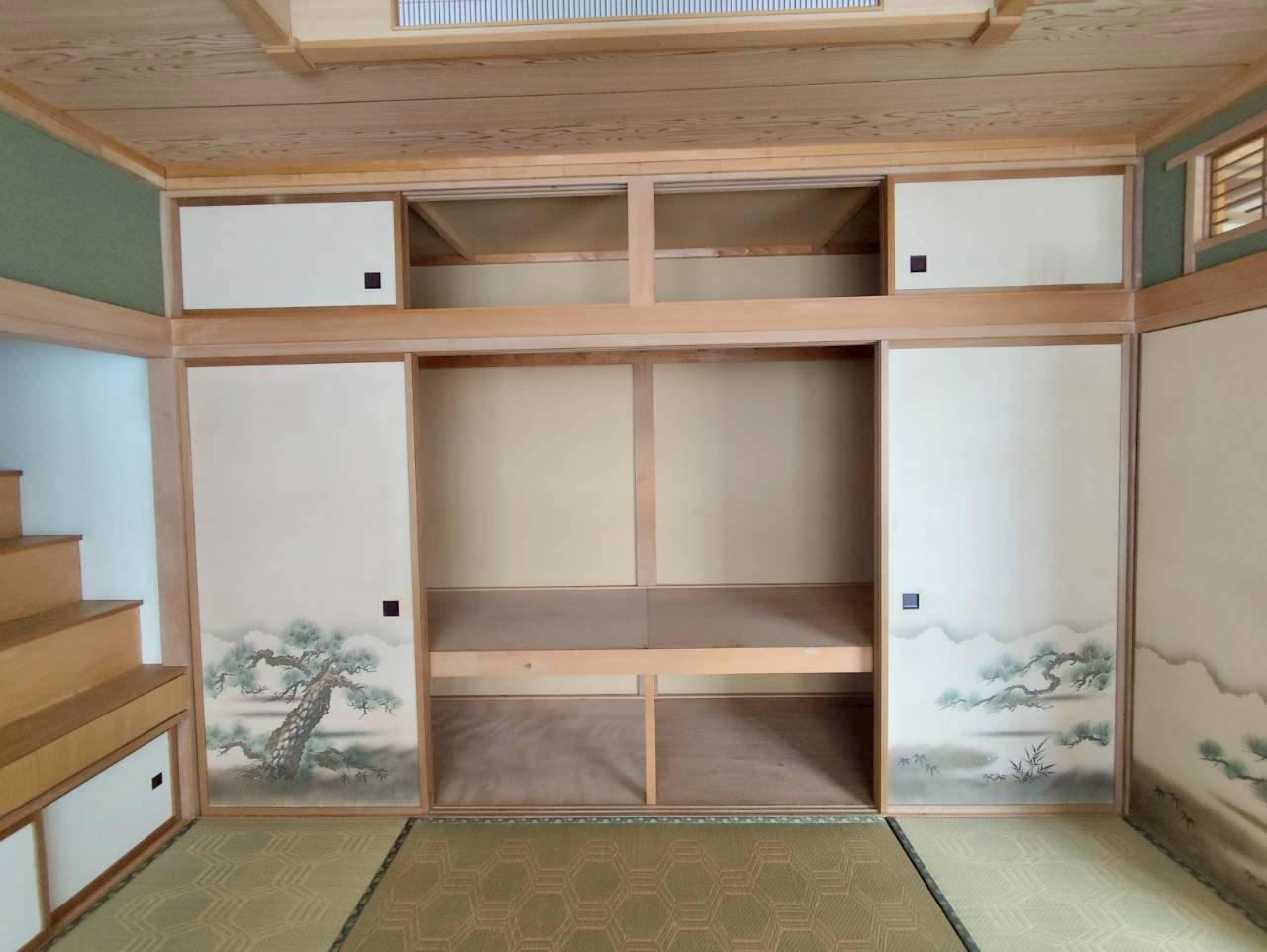 昭和町3丁目12-10借家の収納