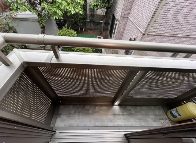 エクリュー吉祥寺のバルコニー