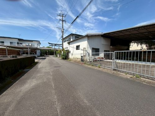 都城市中原町の事務所の外観