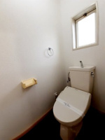 シンプルで使いやすいトイレです