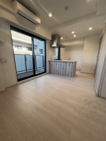 シーズンフラッツ新大阪の居間・リビング