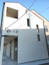 ゆとりのあるエントランスです