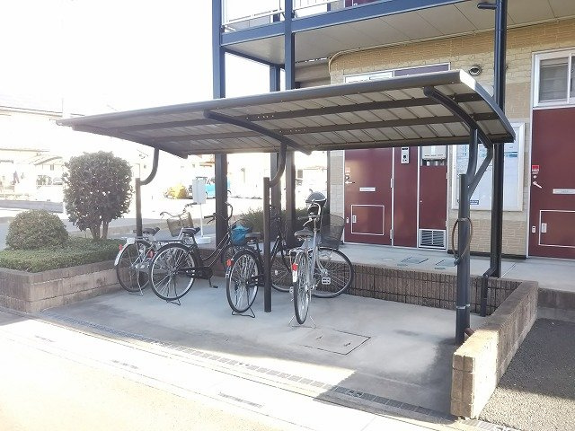 屋根付き駐輪場
