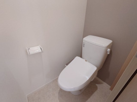 コンパクトで使いやすいトイレです