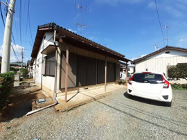 駐車場に車を止められます