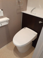 シンプルで使いやすいトイレです