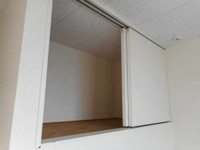 明るい室内です