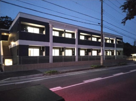 外観写真（夜）