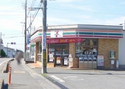 セブンイレブン鴻巣宮前原店まで710m