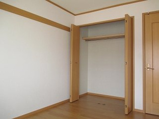 たっぷりとした収納スペースです