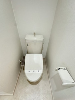 清潔感のあるトイレです