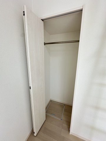 たっぷりとした収納スペースです