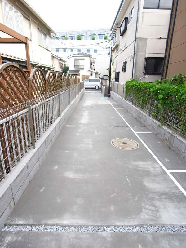 毎日通るエントランスはこのようになっています