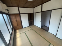 日本らしい落ち着いた雰囲気の和室です