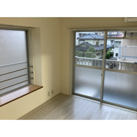 こちらの居間で趣味の時間をお楽しみください