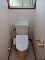 清潔感のあるトイレです