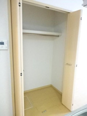 大きなスペースがあり、収納には困りません
