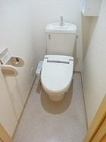 清潔感のあるトイレです