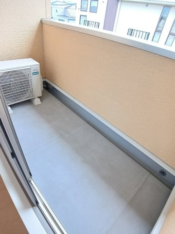 アクア・クレメント弐番館のバルコニー