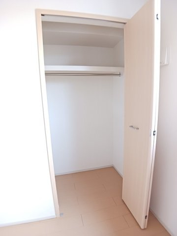 アクア・クレメント弐番館の収納