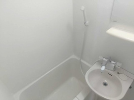 日々の疲れを癒すお風呂付です